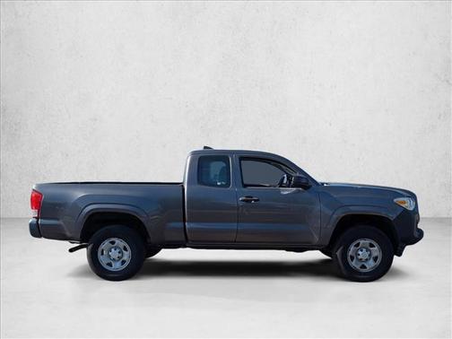 2017 Toyota Tacoma SR