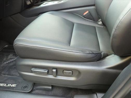 Crystal Black Pearl 2026 Honda Ridgeline RTL