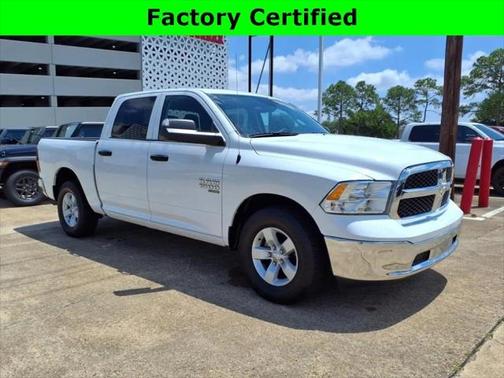 2023 RAM 1500 Classic SLT Crew Cab 4x2 57' Box