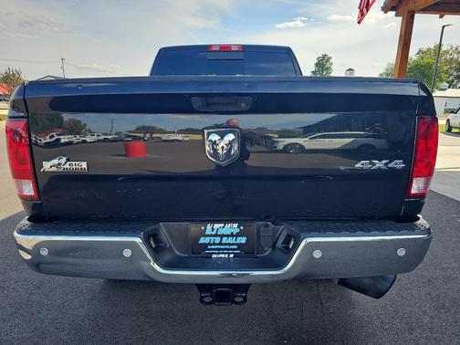 2018 RAM 3500 Big Horn Mega Cab 4x4 6'4' Box