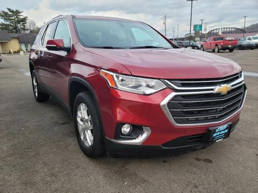 2018 Chevrolet Traverse LT Cloth