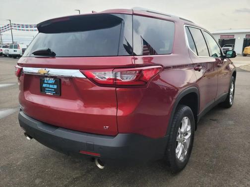 2018 Chevrolet Traverse LT Cloth