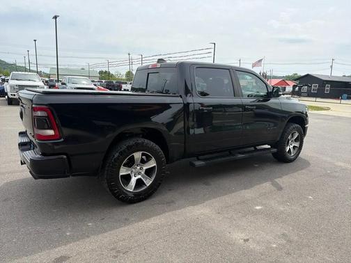 Diamond Black Crystal Pearl 2019 RAM 1500 Rebel
