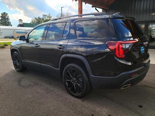 2023 GMC Acadia AWD SLT