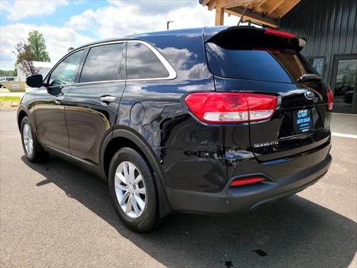 2018 Kia Sorento L