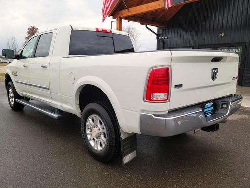 2017 RAM 3500 Laramie Mega Cab 4x4 6'4' Box