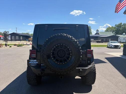 Black Clearcoat 2014 Jeep Wrangler Unlimited Rubicon