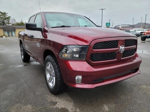 2017 RAM 1500 Tradesman/Express