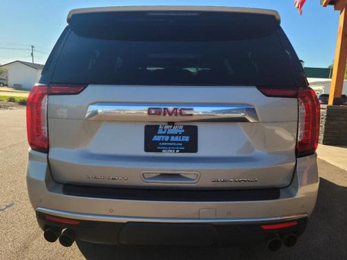 2022 GMC Yukon XL Denali