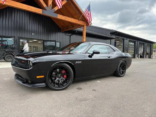 Black Clearcoat 2014 Dodge Challenger SRT8 Core