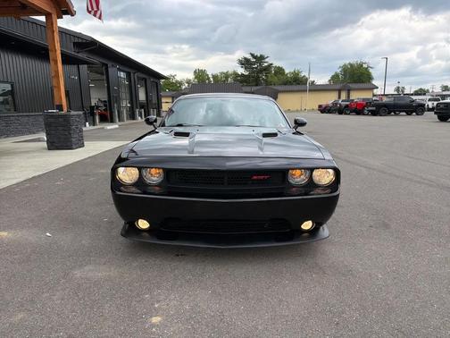 Black Clearcoat 2014 Dodge Challenger SRT8 Core