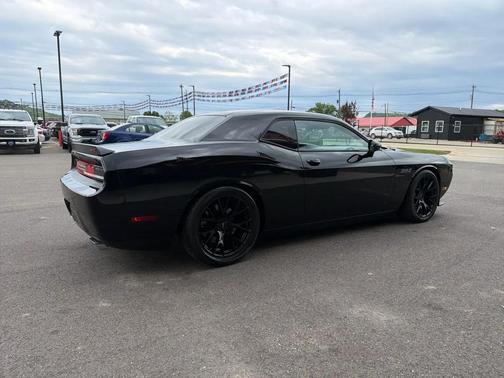Black Clearcoat 2014 Dodge Challenger SRT8 Core