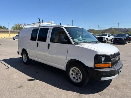 Summit White 2013 Chevrolet Express 2500 Work Van