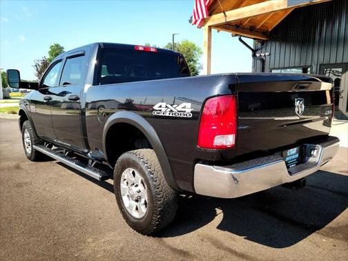 2018 RAM 2500 Tradesman Crew Cab 4x4 6'4' Box