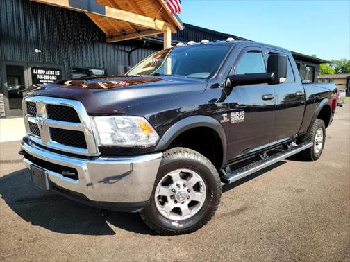 2018 RAM 2500 Tradesman Crew Cab 4x4 6'4' Box