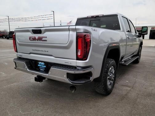 2021 GMC Sierra 3500 SLT