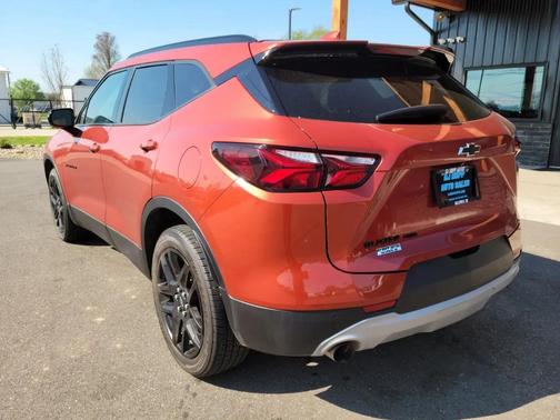 Cayenne Orange Metallic 2022 Chevrolet Blazer 2LT