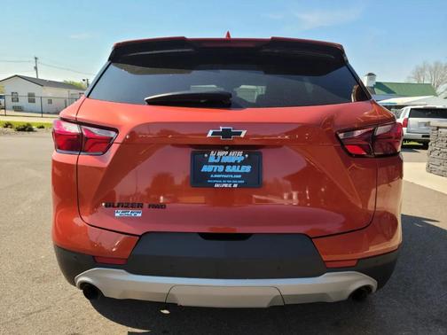 Cayenne Orange Metallic 2022 Chevrolet Blazer 2LT