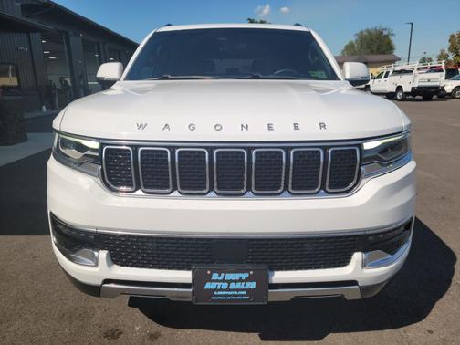 2022 Jeep Wagoneer Series III 4x4