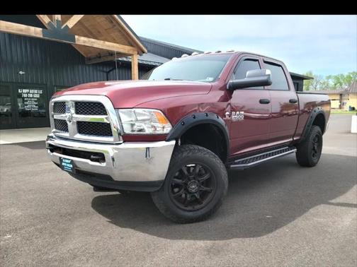 2017 RAM 2500 Tradesman Crew Cab 4x4 6'4' Box