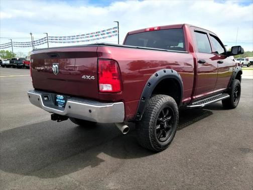 2017 RAM 2500 Tradesman Crew Cab 4x4 6'4' Box