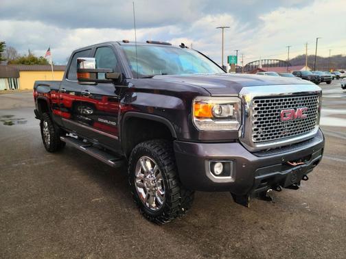 2015 GMC Sierra 2500 Denali