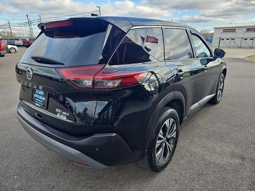 2021 Nissan Rogue SV