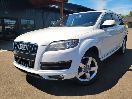 White 2015 Audi Q7 3.0T Premium