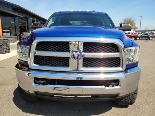Blue Streak Pearlcoat 2018 RAM 2500 Tradesman Crew Cab 4x4 6'4' Box