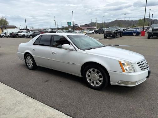2008 Cadillac DTS Luxury II
