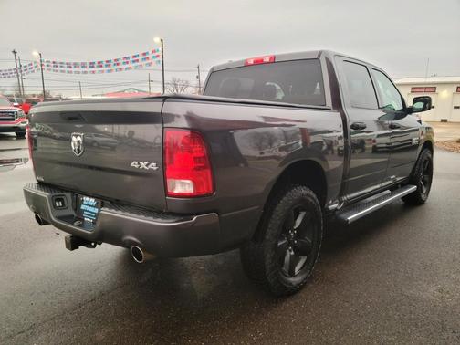 2018 RAM 1500 Tradesman/Express