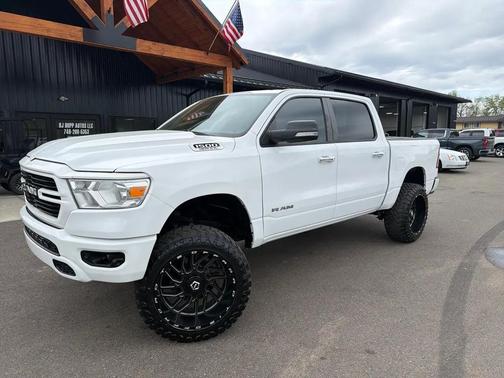 Bright White Clearcoat 2020 RAM 1500 Big Horn/Lone Star