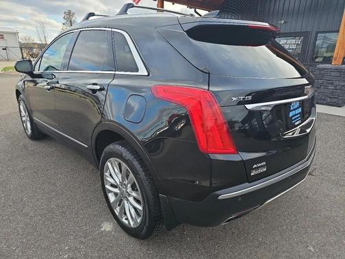 Stellar Black Metallic 2017 Cadillac XT5 Platinum