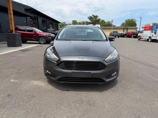 Magnetic Metallic 2017 Ford Focus SE