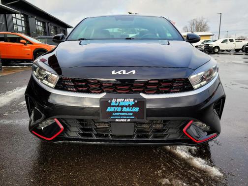 2022 Kia Forte GT-Line