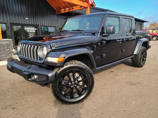 2025 Jeep Gladiator Sport