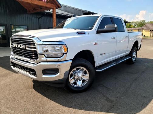 2019 RAM 2500 Big Horn Crew Cab 4x4 6'4' Box