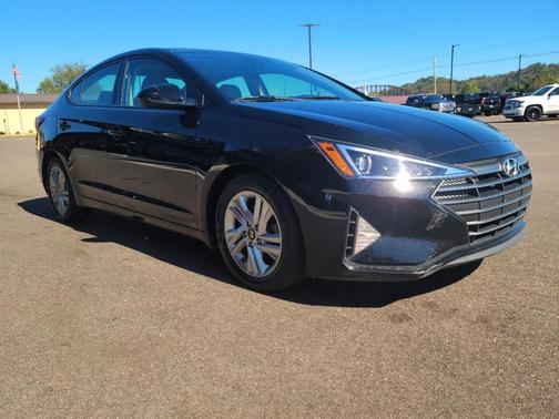 2020 Hyundai ELANTRA Limited