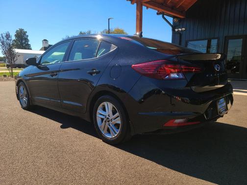 2020 Hyundai ELANTRA Limited
