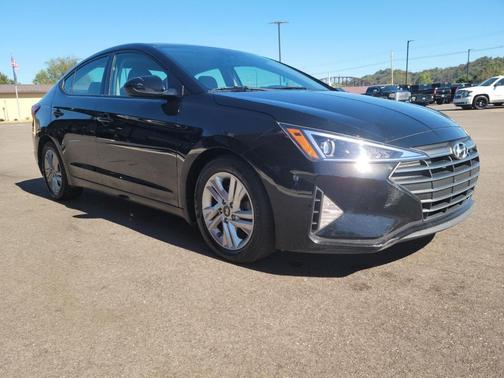 2020 Hyundai ELANTRA Limited