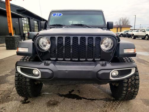 2023 Jeep Gladiator Sport S