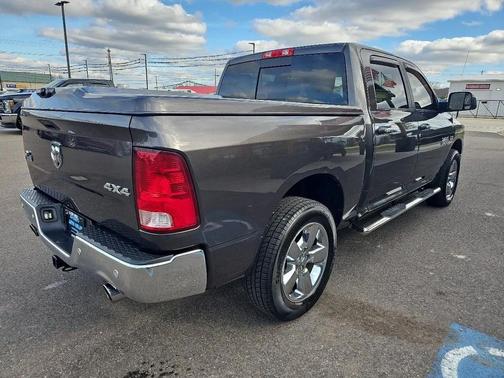 Granite Crystal Metallic Clearcoat 2016 RAM 1500 Big Horn