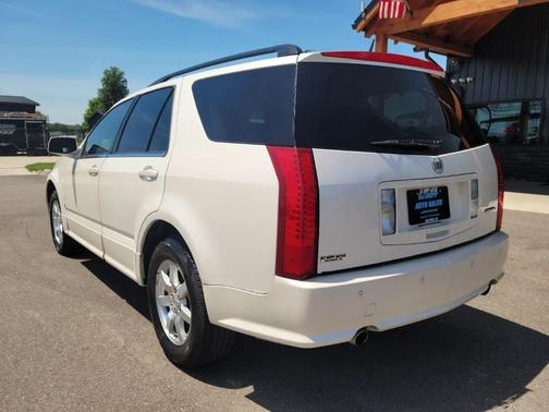 White Diamond Tricoat 2008 Cadillac SRX V6