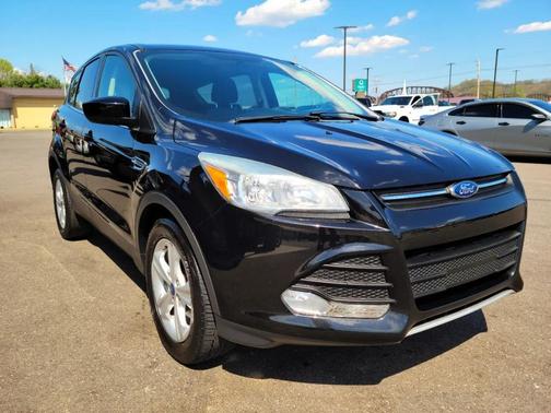 Tuxedo Black 2015 Ford Escape SE