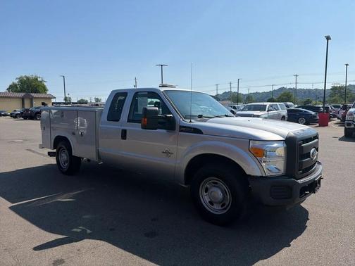 Ingot Silver Metallic 2011 Ford F-350 XL