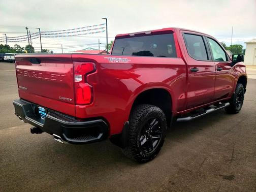 2021 Chevrolet Silverado 1500 Custom Trail Boss