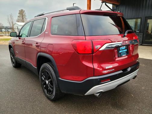 2017 GMC Acadia SLT-1