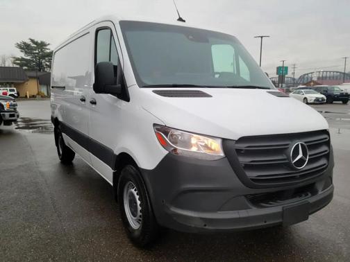 2022 Mercedes-Benz Sprinter 1500 Standard Roof I4