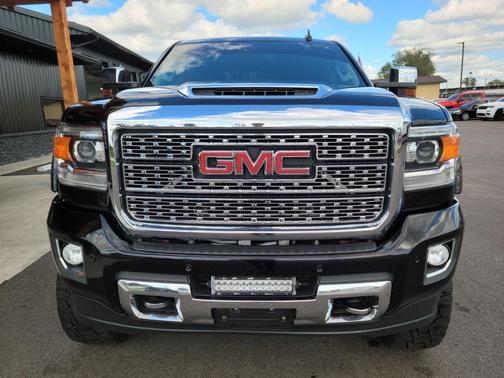 2018 GMC Sierra 2500 Denali