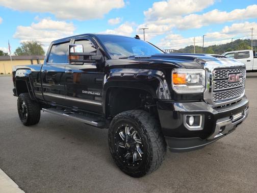 2018 GMC Sierra 2500 Denali